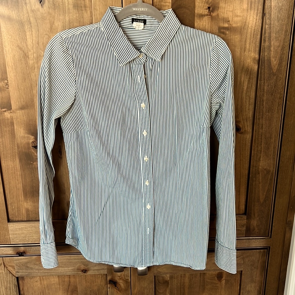 ❤️❤️❤️ JCrew dress shirt teal and white striped